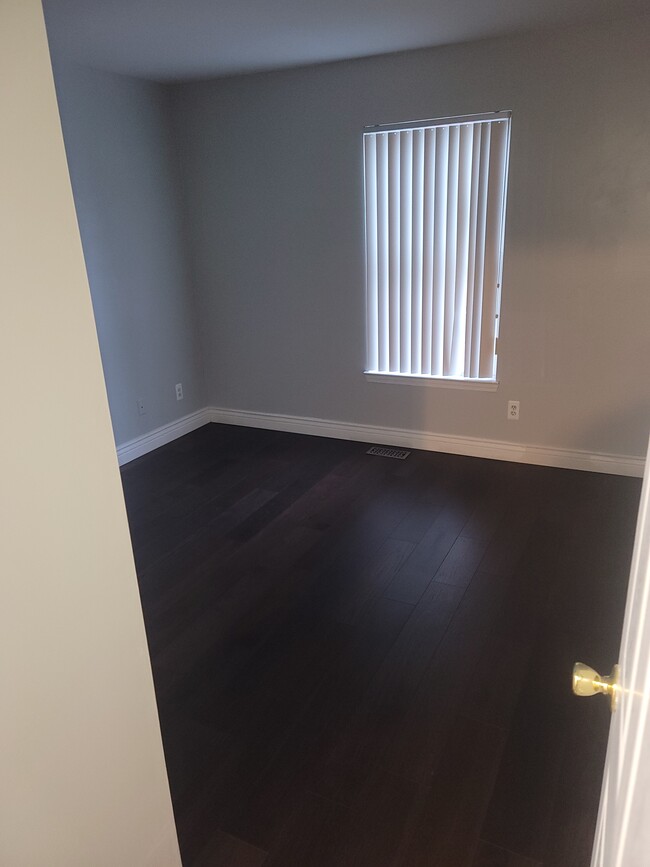 Building Photo - 46101 Allenton Dr
