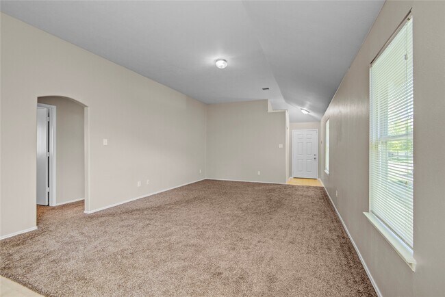 Building Photo - 4226 Richmeadow Dr