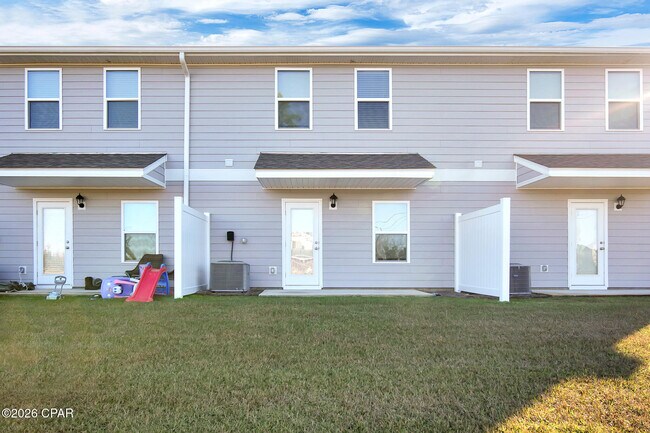 Building Photo - 1707 Jakes Dr
