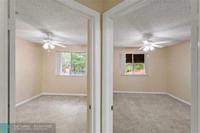 Building Photo - 640 N University Dr