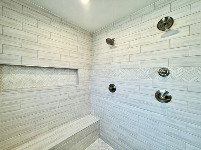 Building Photo - Custom-Built Home in Mill Dam Pointe! Marsh & Water Views! Minutes to Bay Beaches, Pet Friendly, ...