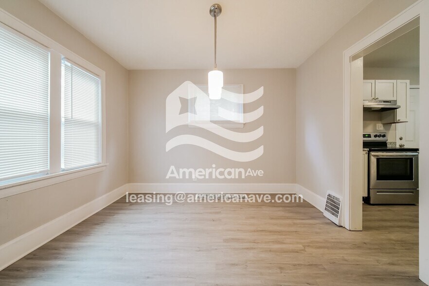 Building Photo - 1222 Brown St