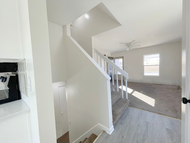 Building Photo - 7104 Orchard Ct