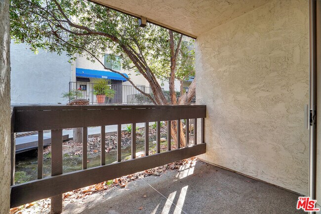 Building Photo - 9103 Summertime Ln