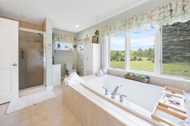 Building Photo - 5479 Lake Rd