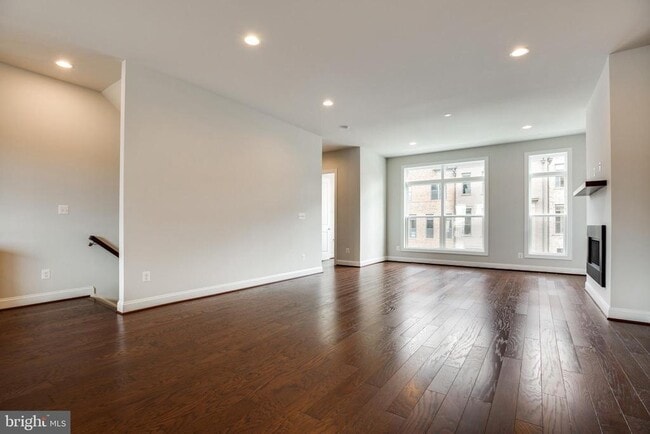 Building Photo - 4488 Lateleaf Trl