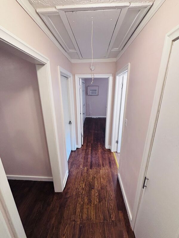 Building Photo - 5082 Lurline Dr