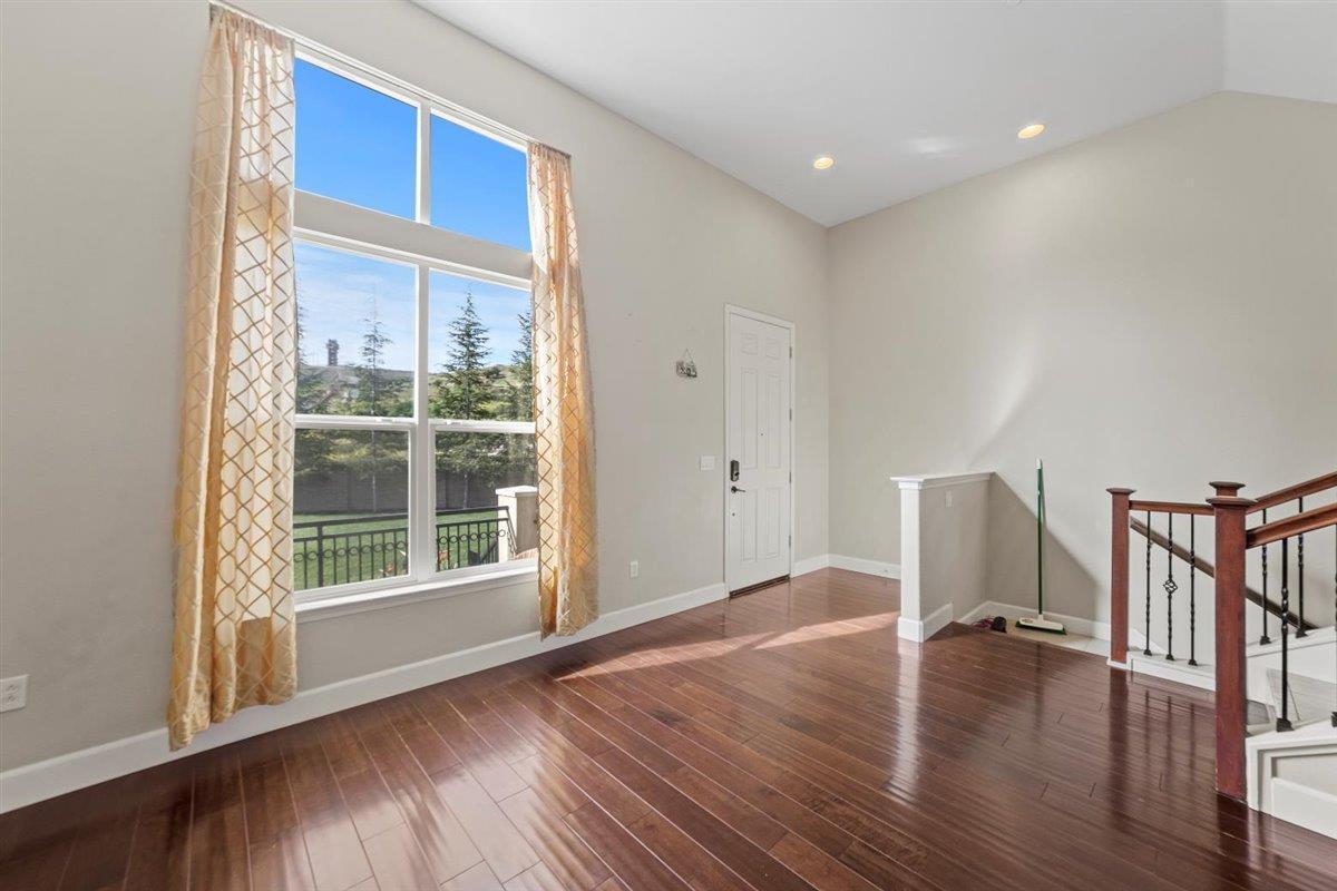 Building Photo - 353 Esfahan Ct