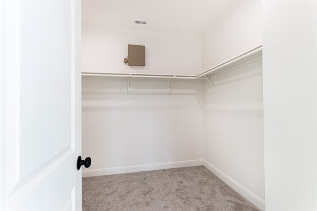 Building Photo - 4008 Bennington St