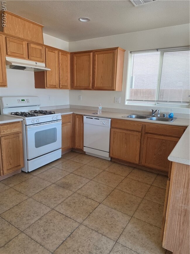 Building Photo - 8915 Bonneville Peak Ct