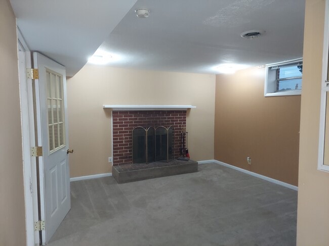 Building Photo - 7703 Huron Dr
