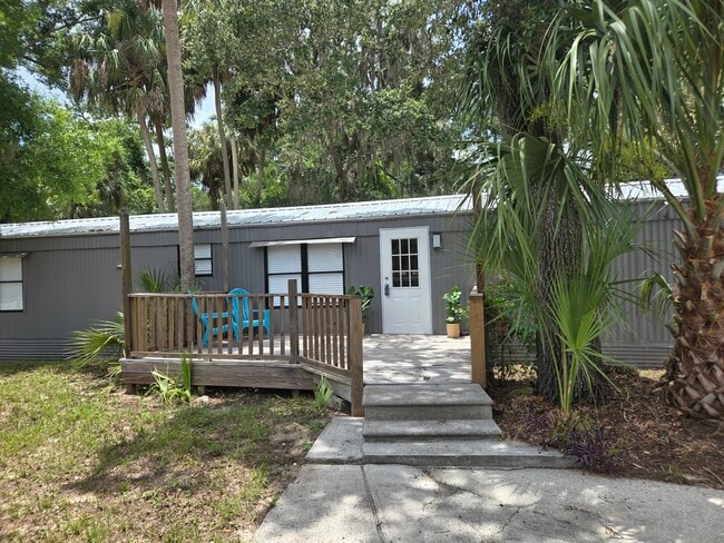 Building Photo - 960 N Rock Crusher Rd