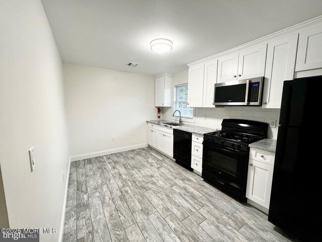 Building Photo - 1253 Yardville Allentown Rd