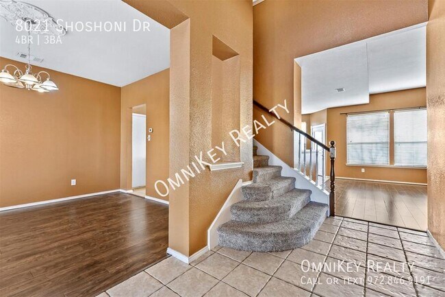 Building Photo - 8021 Shoshoni Dr