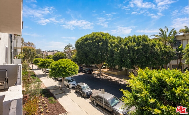 Building Photo - 8163 Redlands St