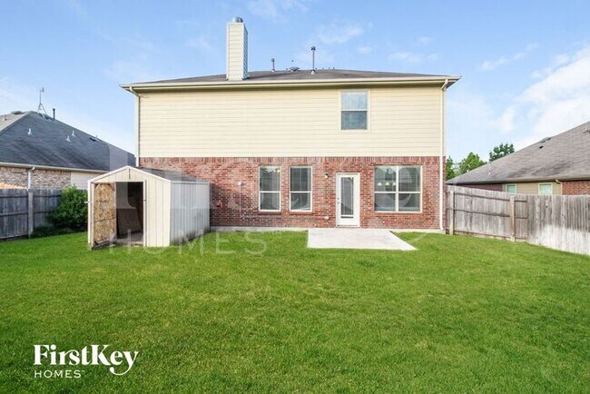 Building Photo - 204 Clydesdale St