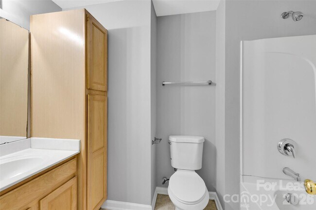 Building Photo - 11054 Dixie Hills Dr