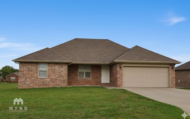 Building Photo - 308 W Grace St