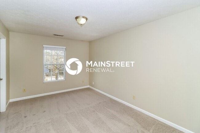 Building Photo - 4 Bedroom Pet-Friendly Home in Charlotte, NC with Main Street Renewal