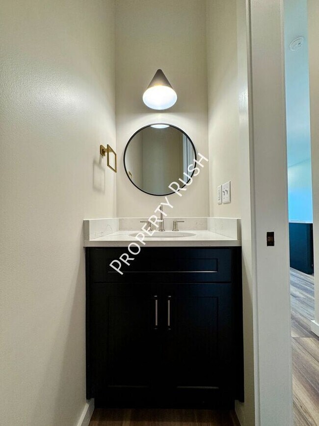 Building Photo - 1857 Zeta Way