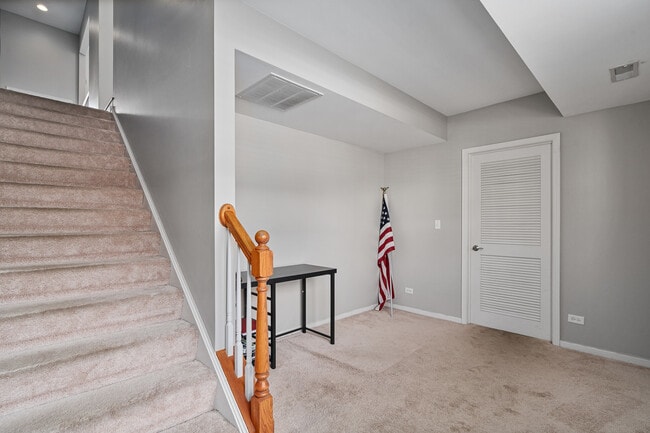 Building Photo - 3460 Bradbury Cir