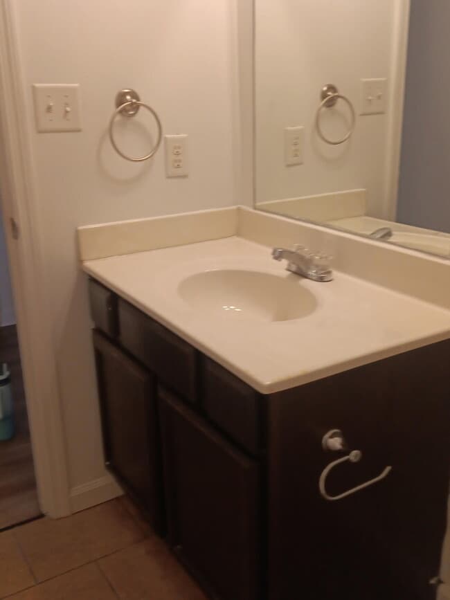 Building Photo - 2002 Brooklyn Blvd