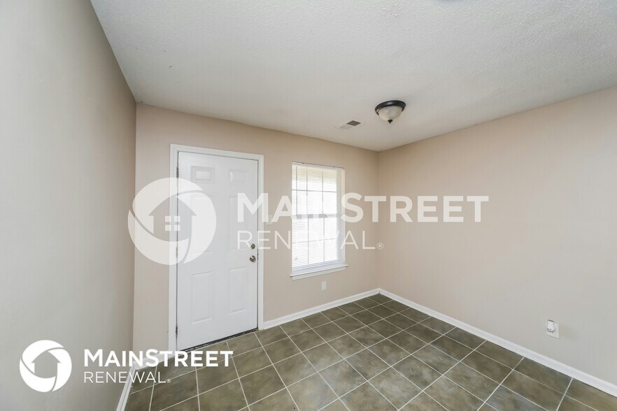 Building Photo - 4663 Royal View Dr