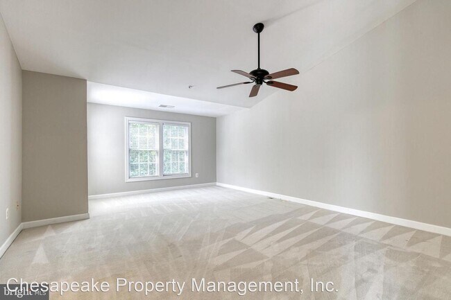 Building Photo - 3 br, 3.5 bath House - 10801 Wadsworth Road