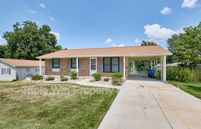 Building Photo - 1955 Bobbinray Ave