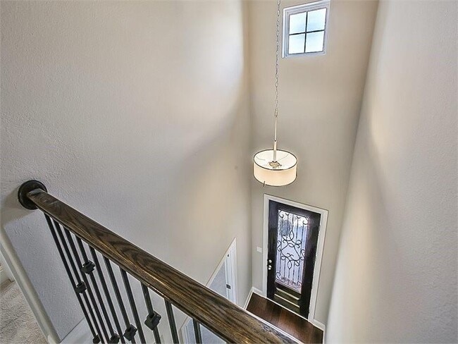 Building Photo - 15601 Cabrillo Way