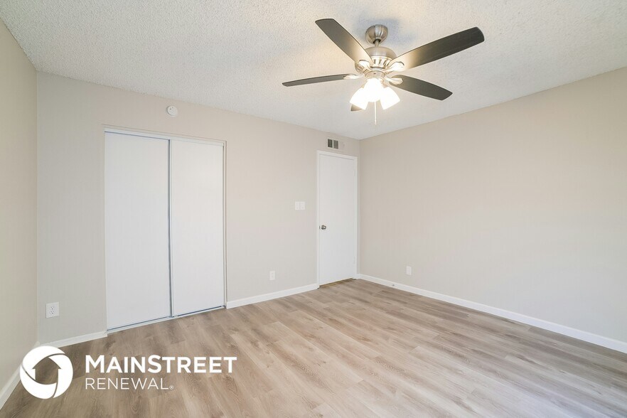 Building Photo - 7635 W Heatherbrae Dr