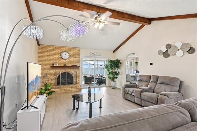 Building Photo - 2106 Avalon Ln