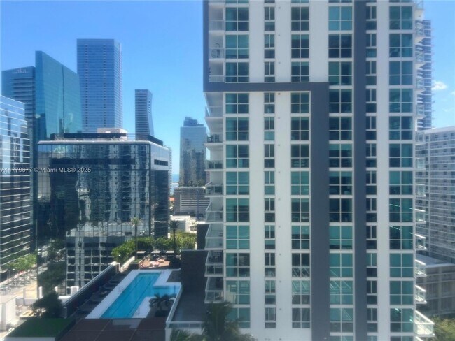 Building Photo - 1050 Brickell Ave