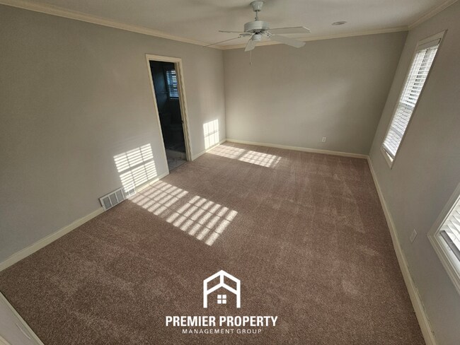 Building Photo - Executive 4BR Estate in Dogwood Trails | Houston High Schools & Designer Finishes