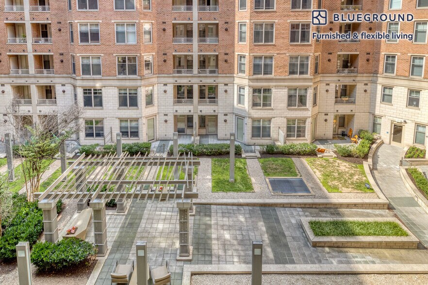 Building Photo - 2400 M St NW