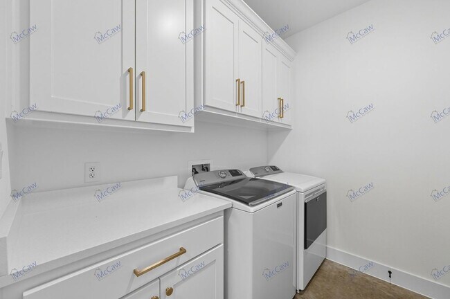 Building Photo - 100 Cardinal Wds