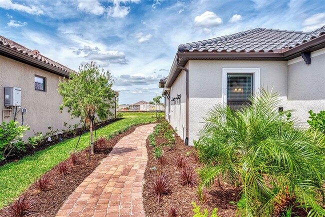 Building Photo - 16119 Fortezza Dr