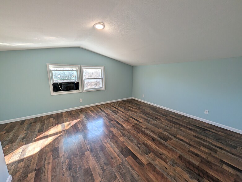 Building Photo - 1232 Grant Pl