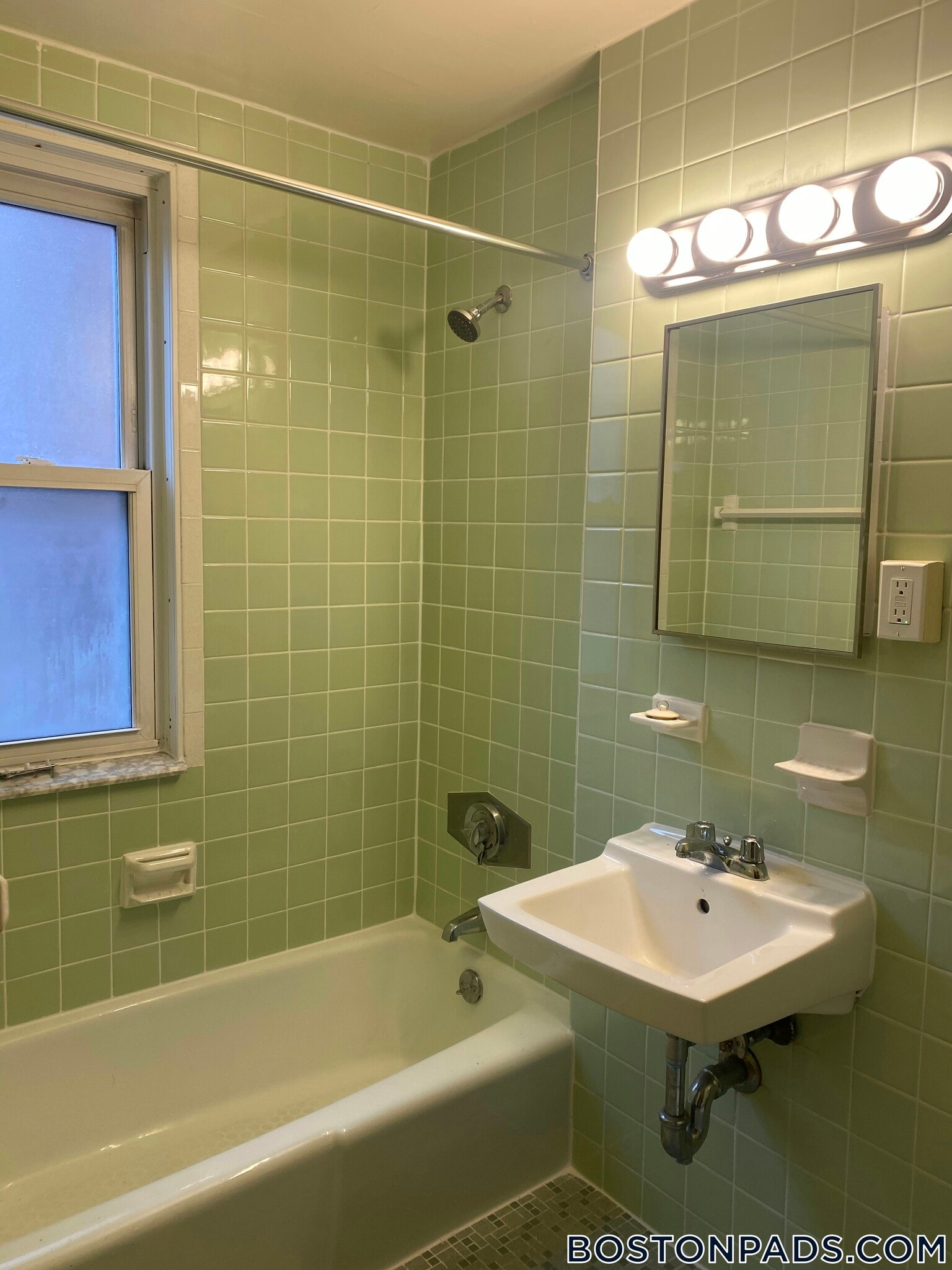 Building Photo - 70 S Huntington Ave