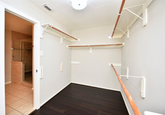 Building Photo - 159 N Vesper Bend Cir