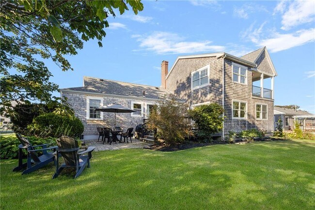 Building Photo - 9 White Terrace