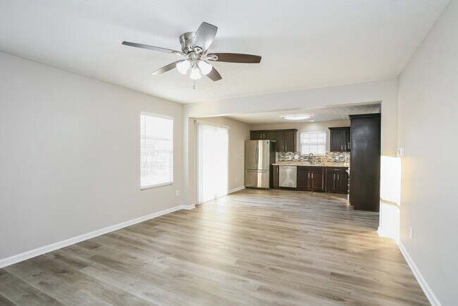 Building Photo - 11435 Arches Dr