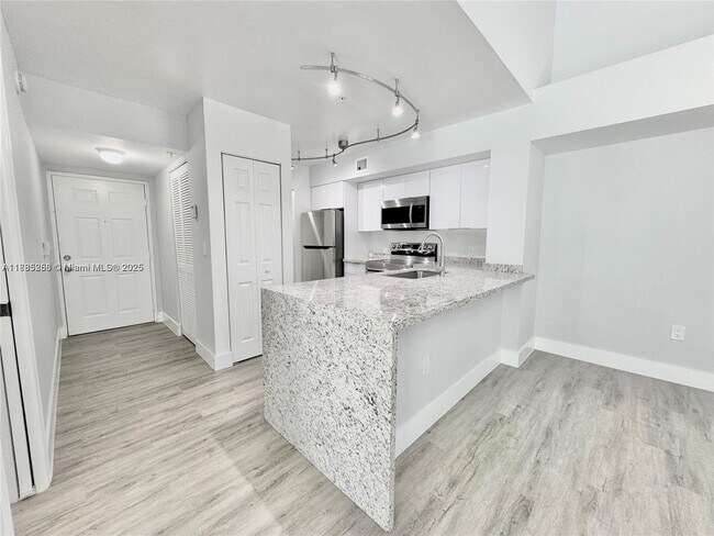 Primary Photo - 677 SW 111th Ave