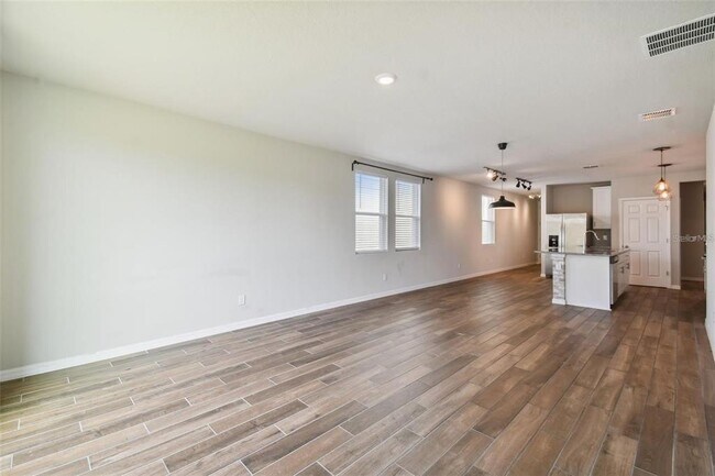 Building Photo - 3218 Bella Vista Dr