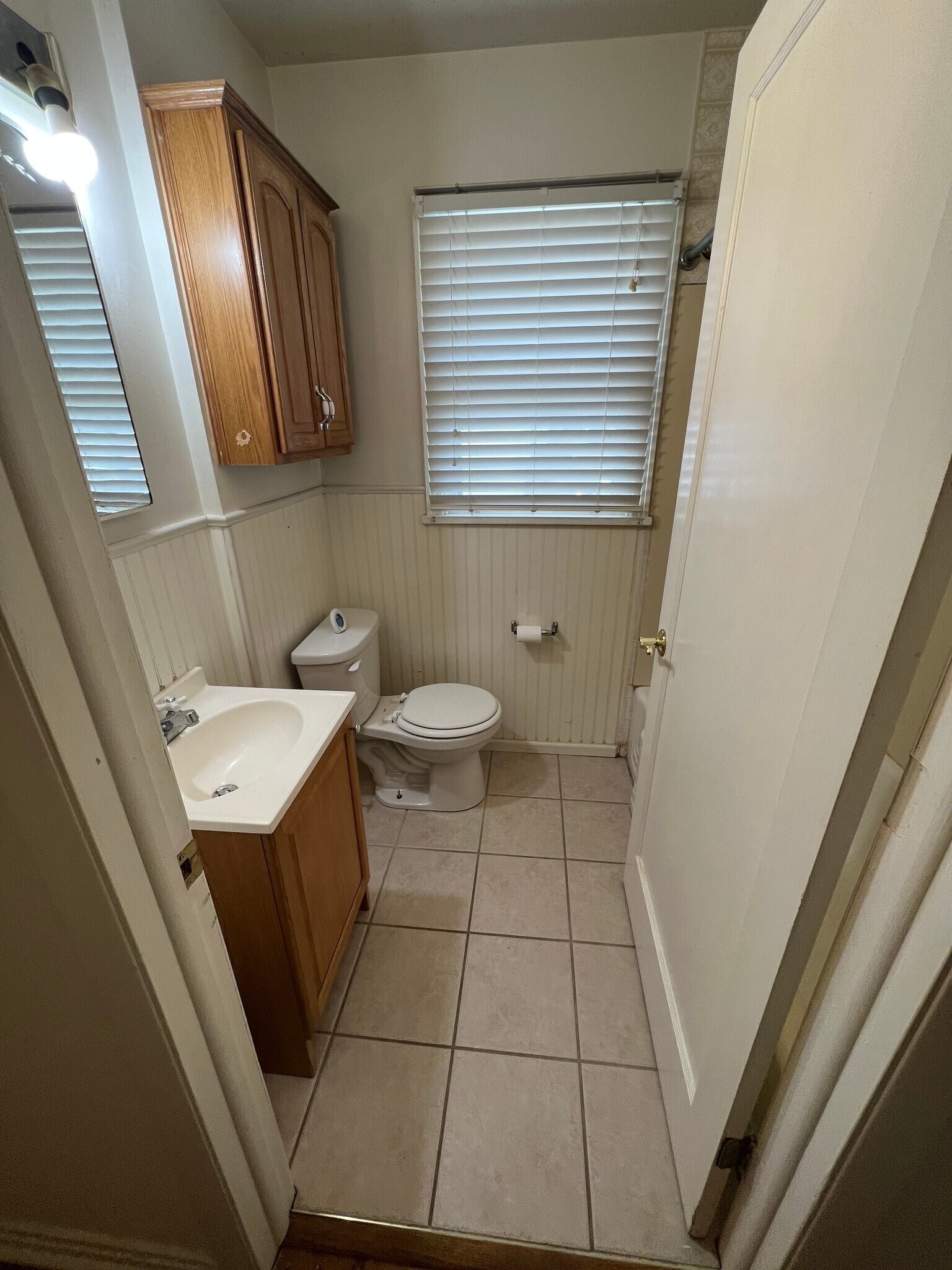 Building Photo - 1512 E Kiowa St