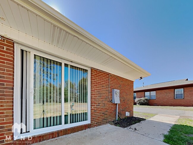 Building Photo - 4109 Nevin Rd