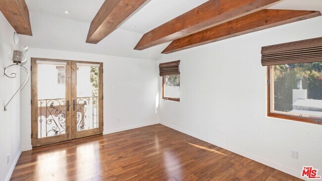 Building Photo - 12841 Landale St