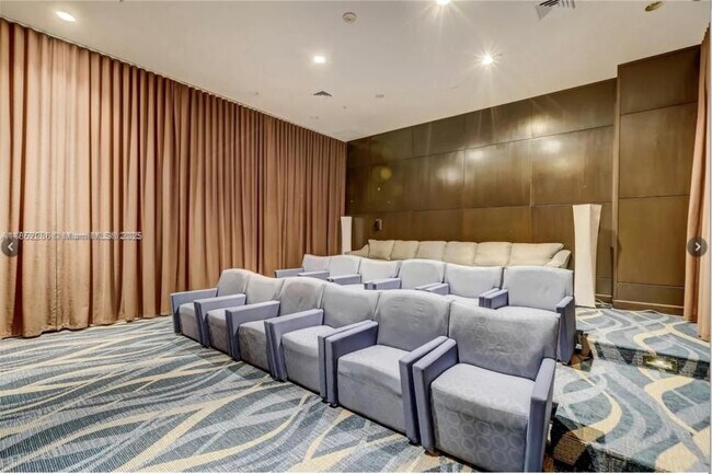 Building Photo - 2 bedroom in Aventura FL 33180