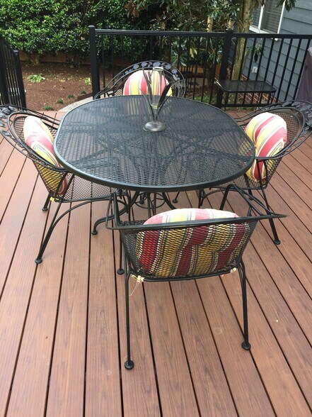 Backyard patio - 10851 Bedfordtown Dr