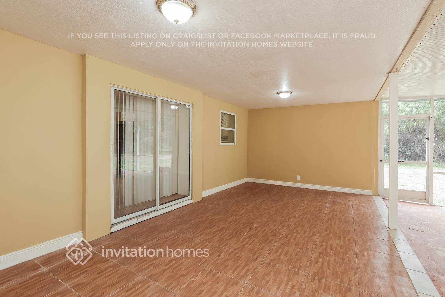 Building Photo - 13355 43rd Rd N